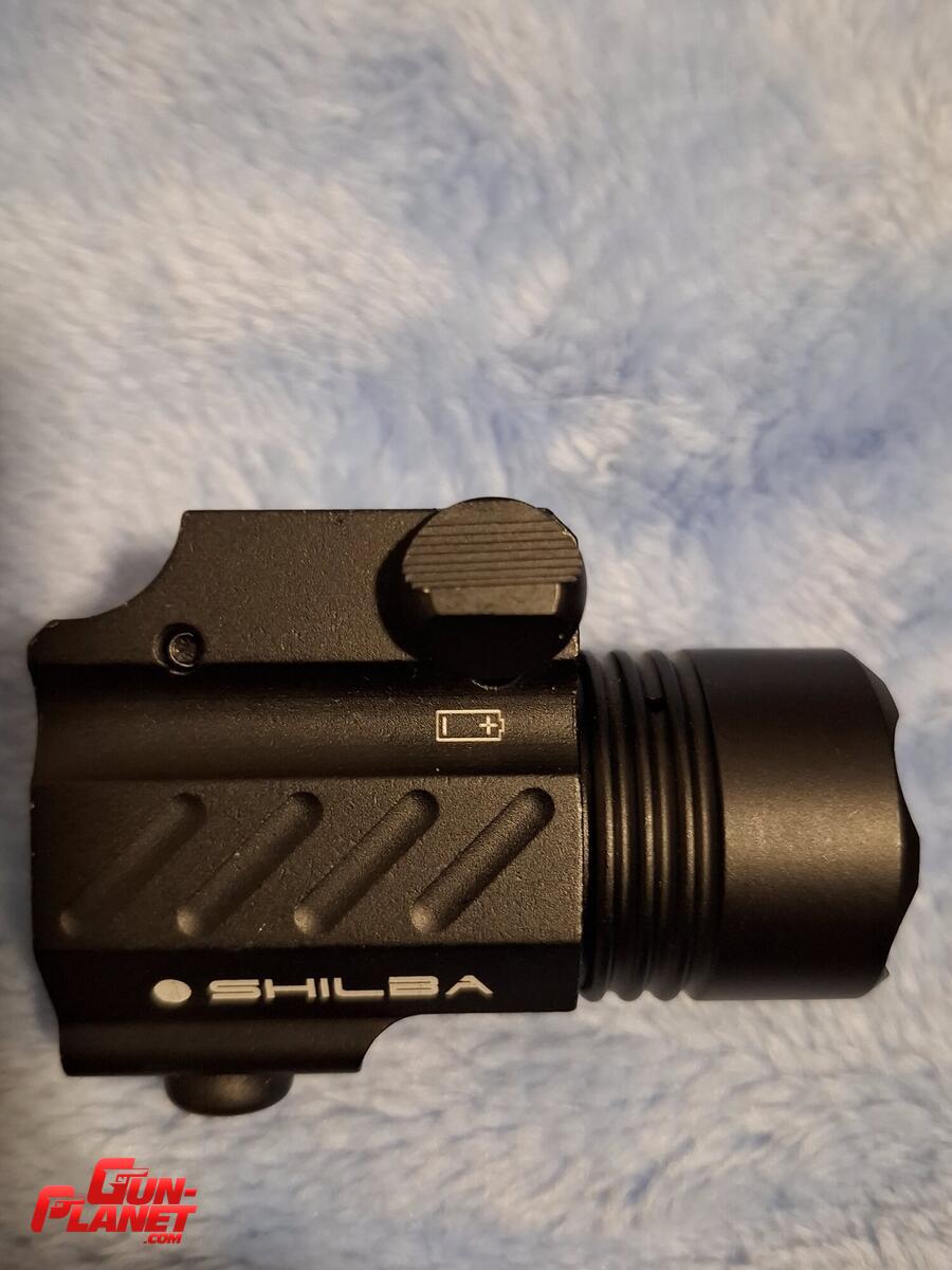 Shilba P400 Linterna picattiny