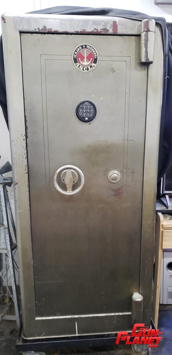  Caja fuerte marca ANCLA