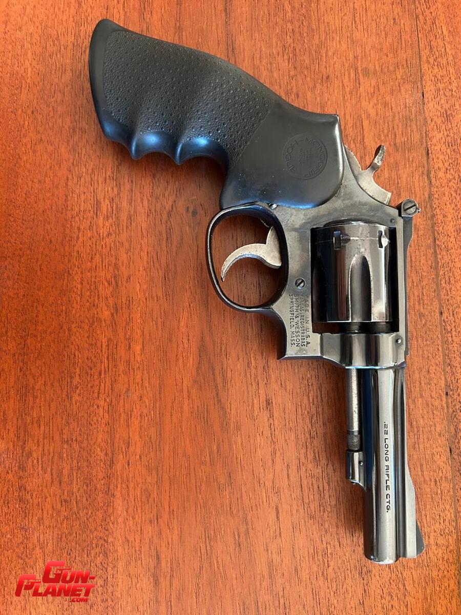 Smith & Wesson 18-4