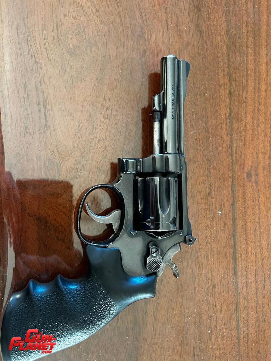 Smith & Wesson 18-4