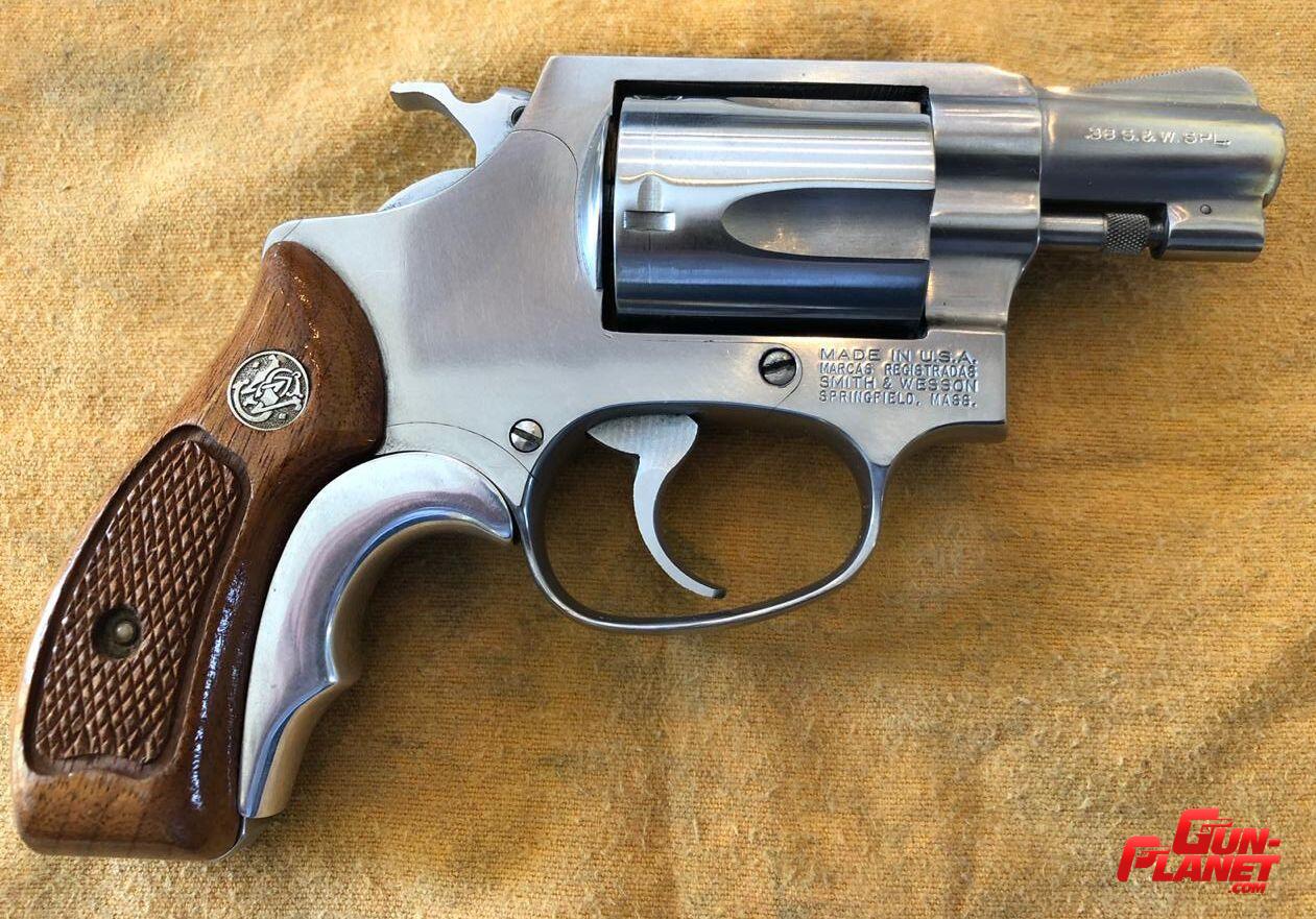 Smith & Wesson modelo 60 calibre 38 special