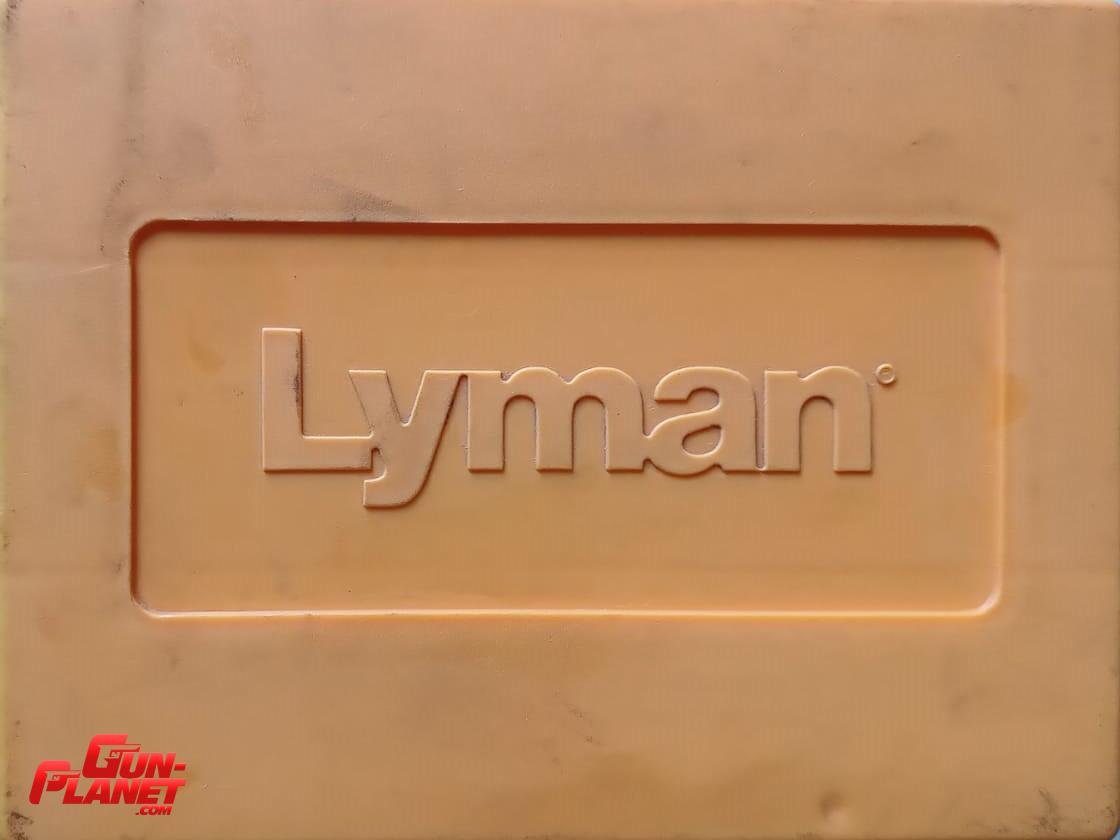 Lyman DIES 270 WIN, DOS CUERPOS