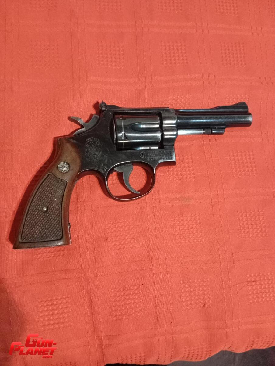 Smith & Wesson 18 - 2
