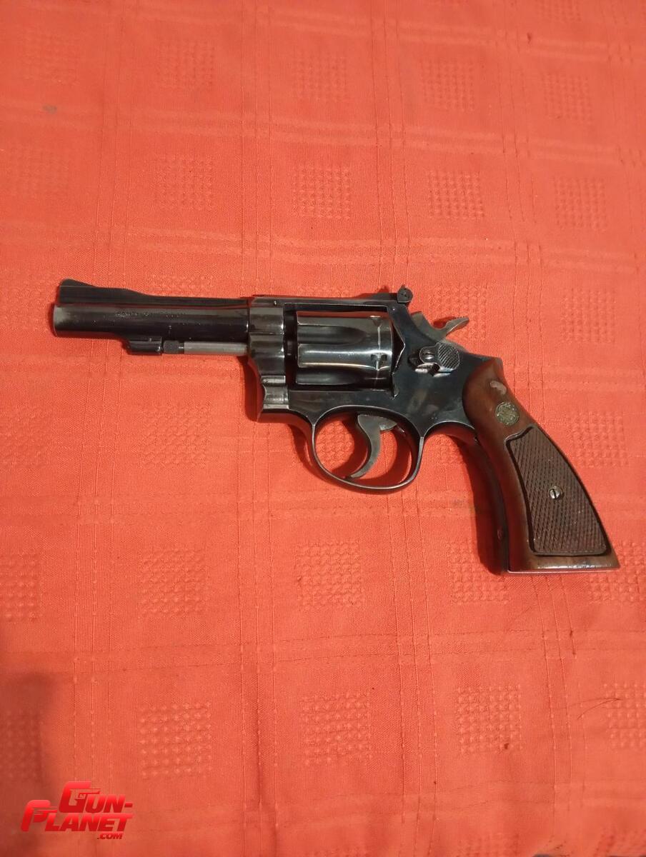 Smith & Wesson 18 - 2