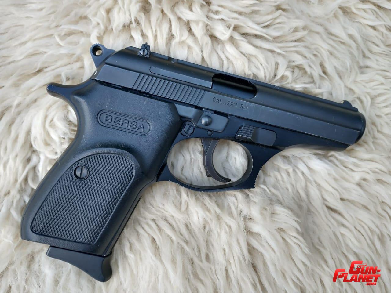 Bersa thunder  22 cal 22 LR