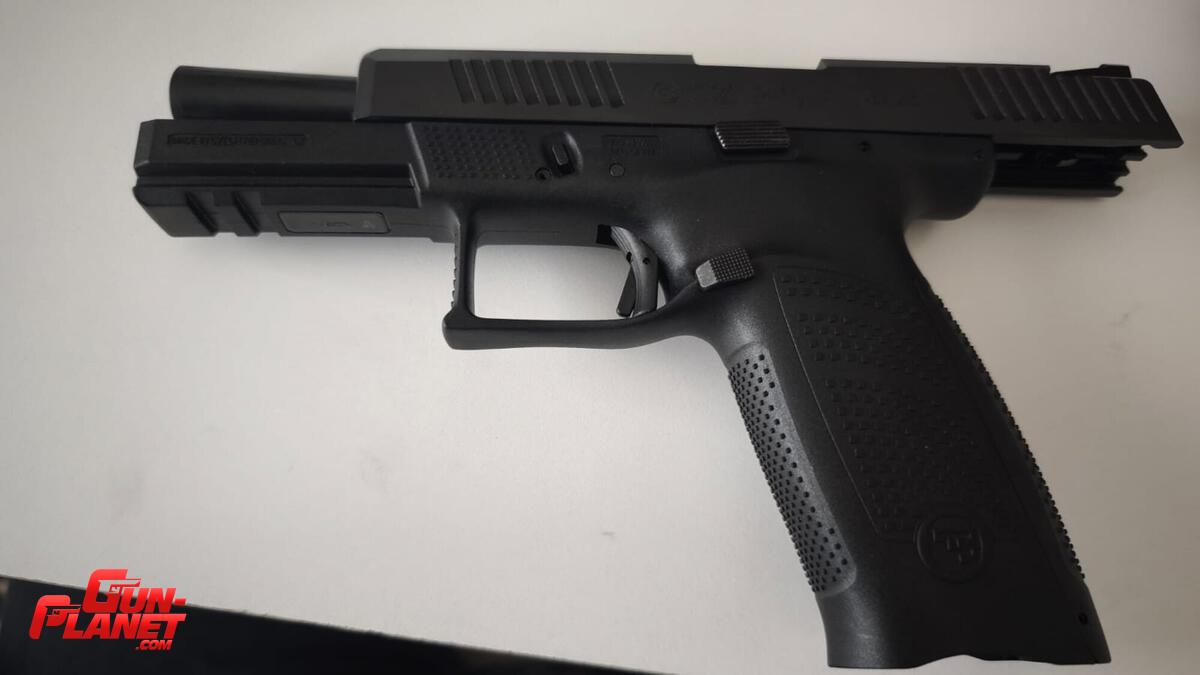 CZ P10F