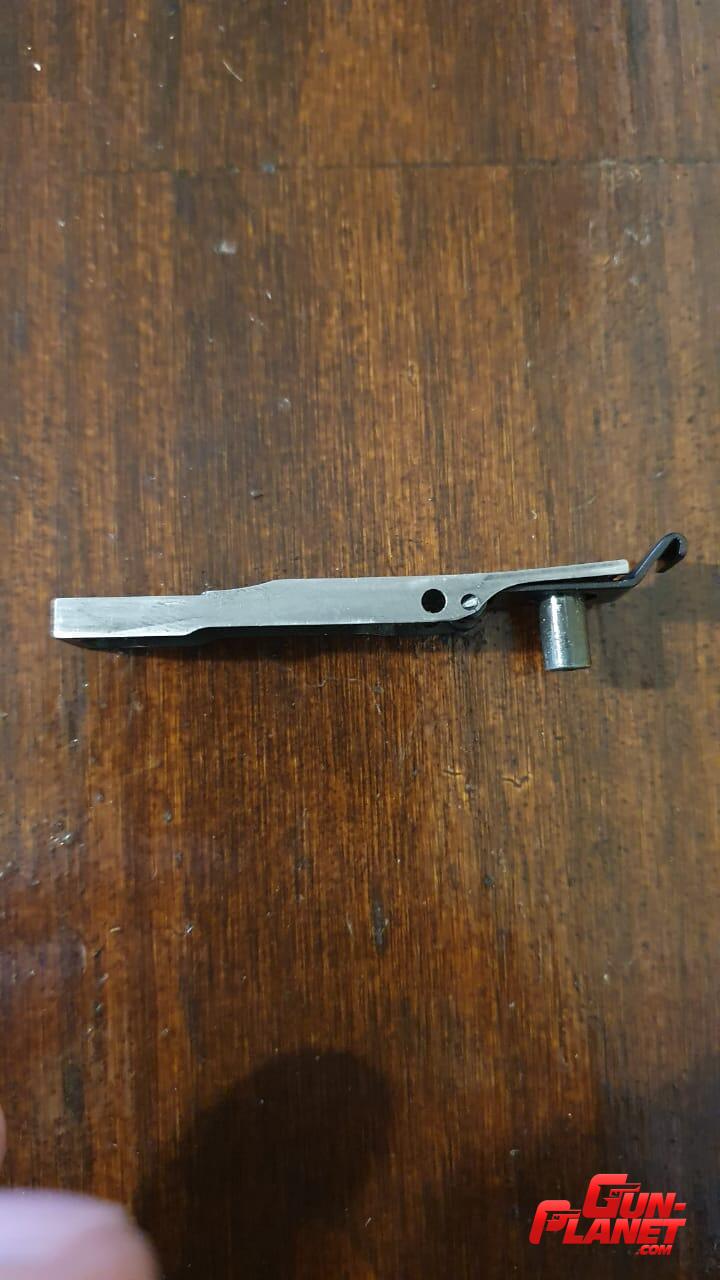  Reten de cartucho Benelli -J Kenny & Co.