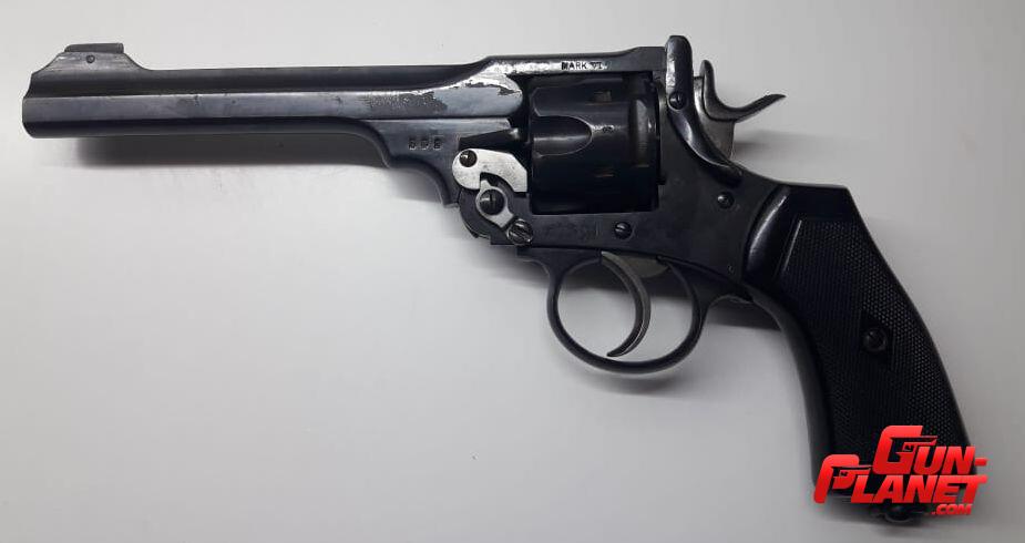 Webley Mark VI 