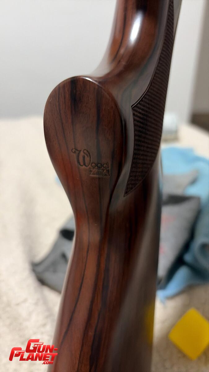 Beretta White Onyx 686  Deluxe
