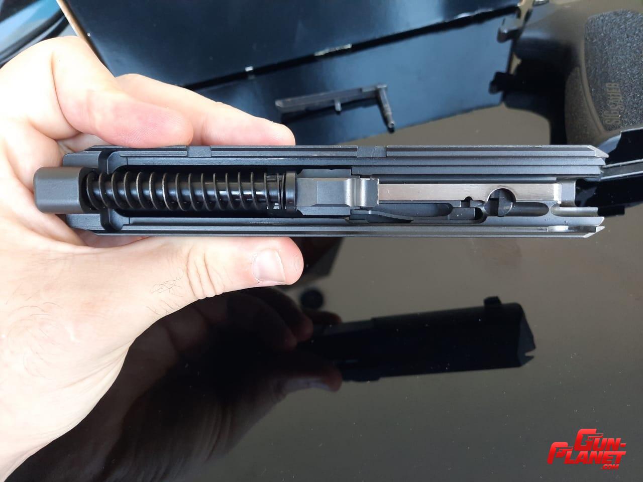 Sig Sauer SP2022 