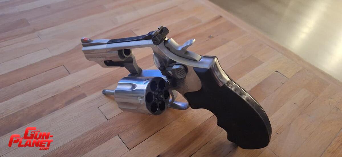 Smith & Wesson 66-3