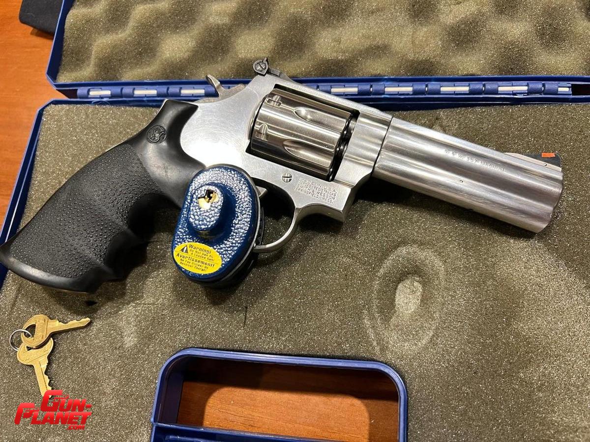 Smith & Wesson  686 cal .357 Mag 