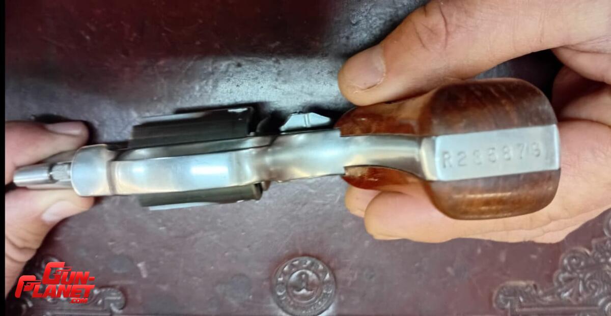 Smith & Wesson 60