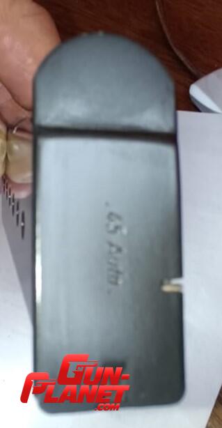 Sig Sauer P 220 cargador base metalica