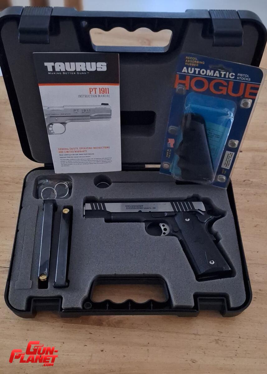 Taurus PT 1911