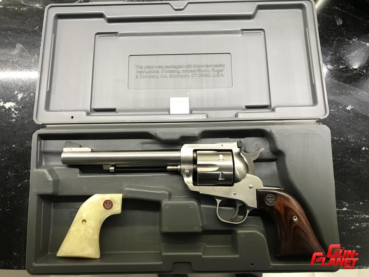 Ruger  BLACKHAWK 