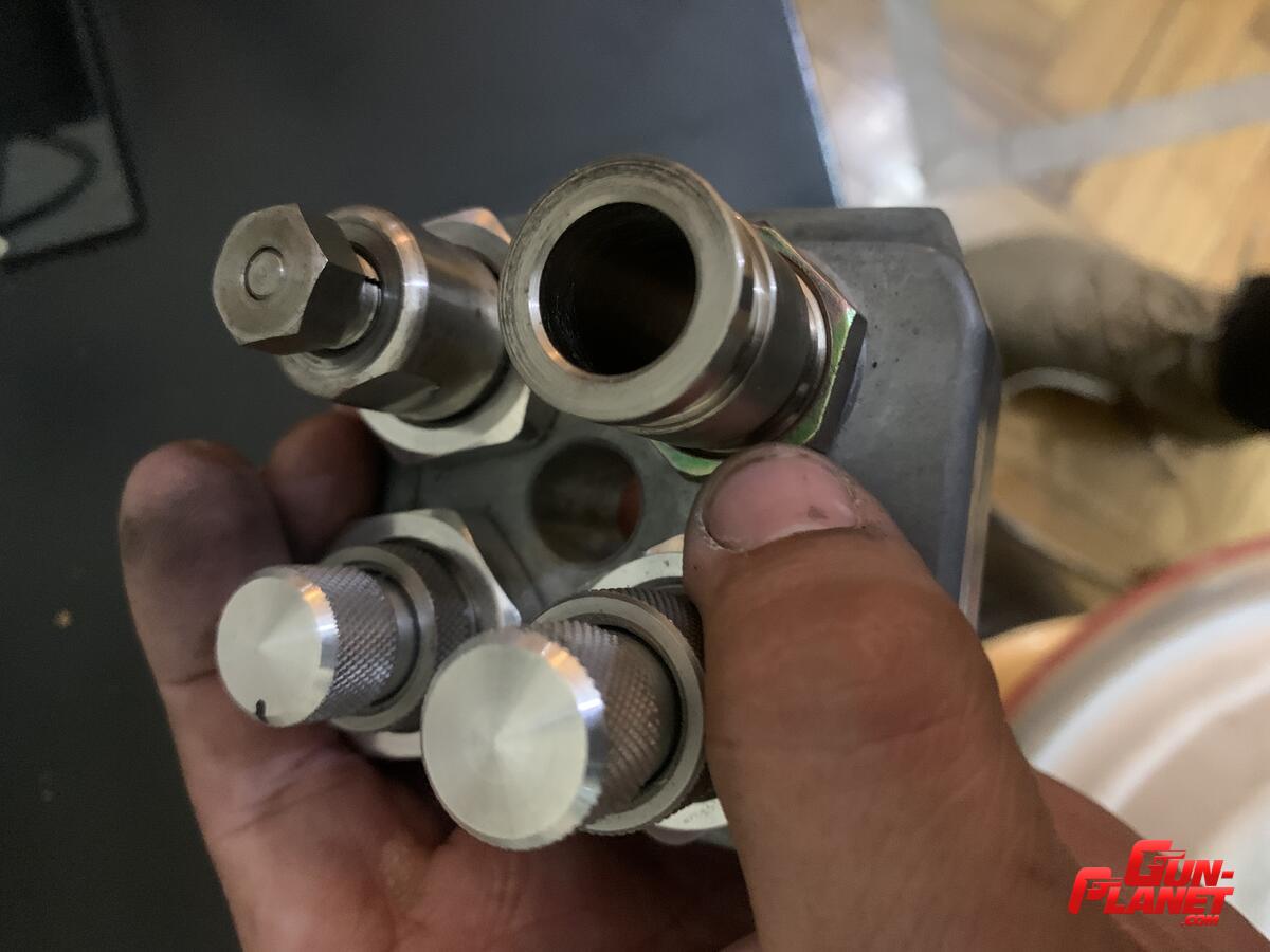Dillon Tool head + dies .40 + conversión 40 para 550