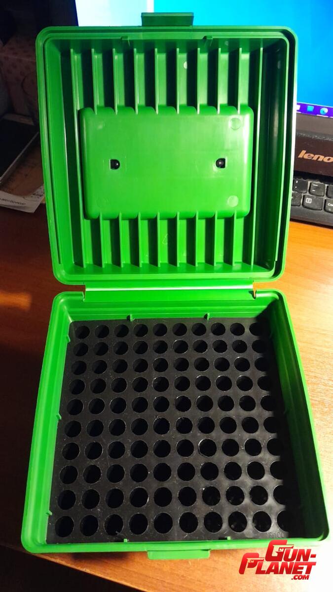  Caja para 100 municiones de fusil R-100