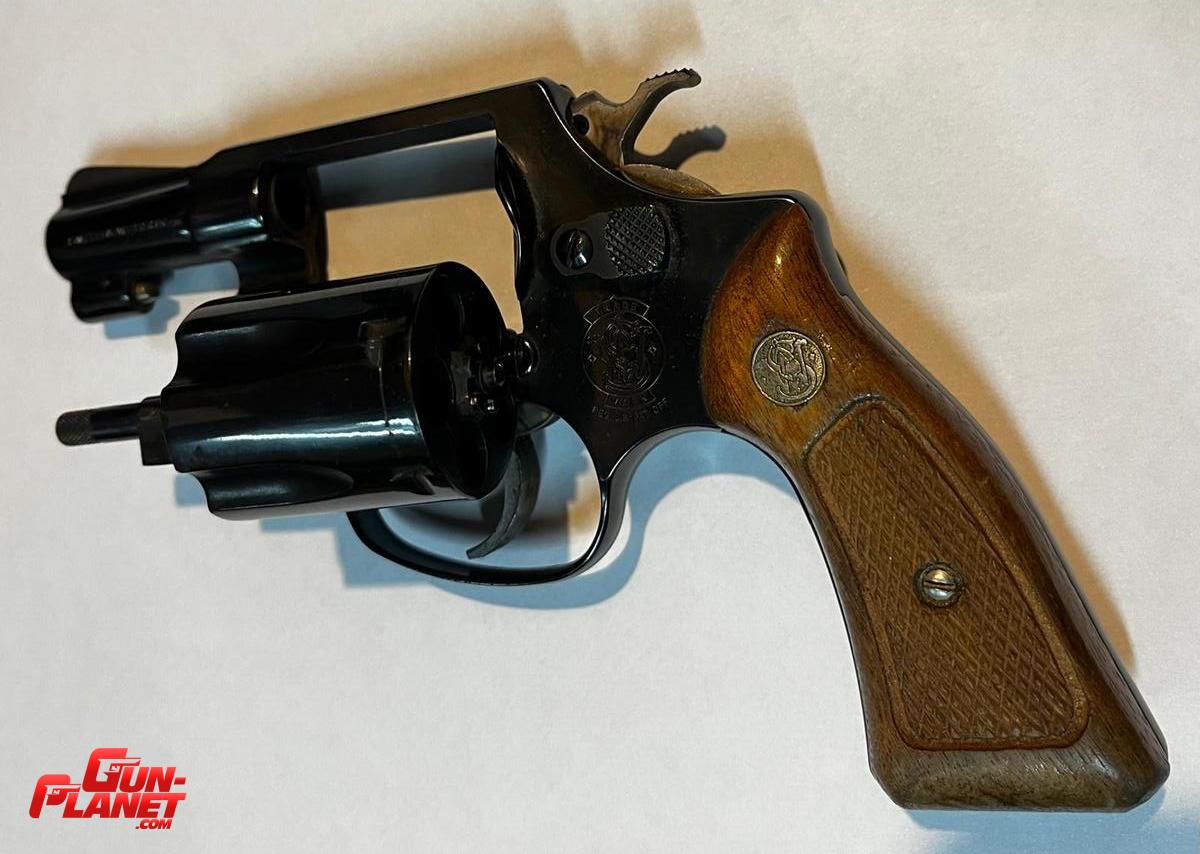 Smith & Wesson 36