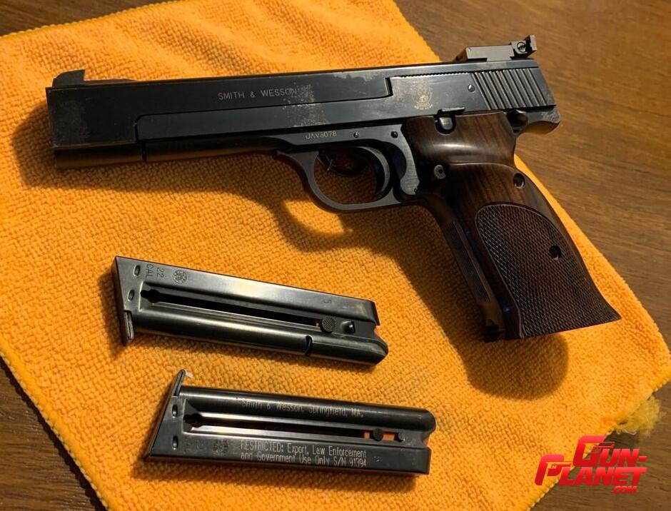 Smith & Wesson 41 calibre 22 LR
