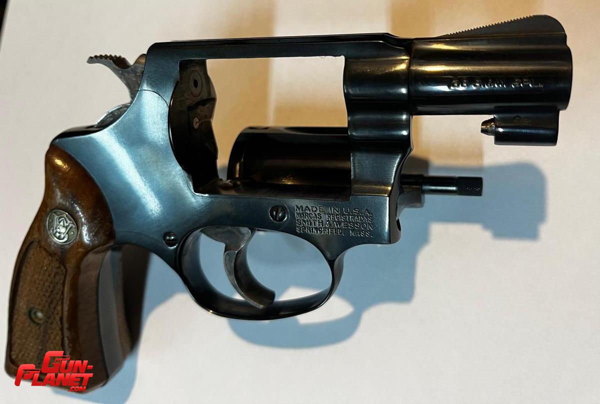 Smith & Wesson 36
