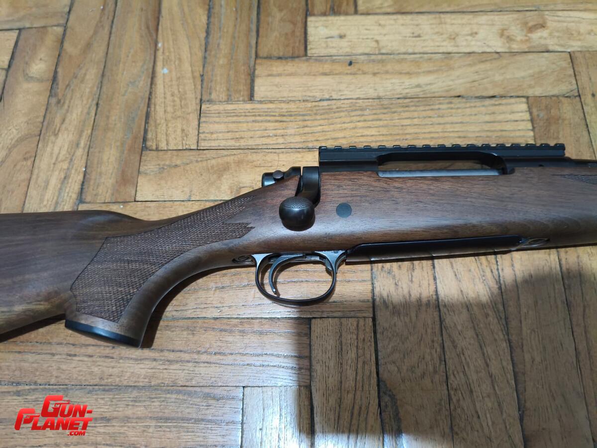 Remington 700 Cal: 25-06