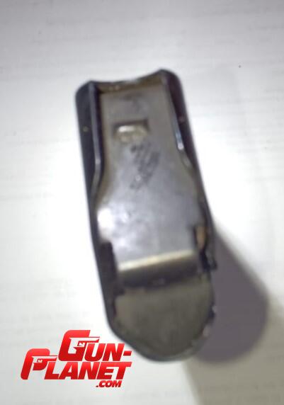 Sig Sauer P 220 cargador base metalica