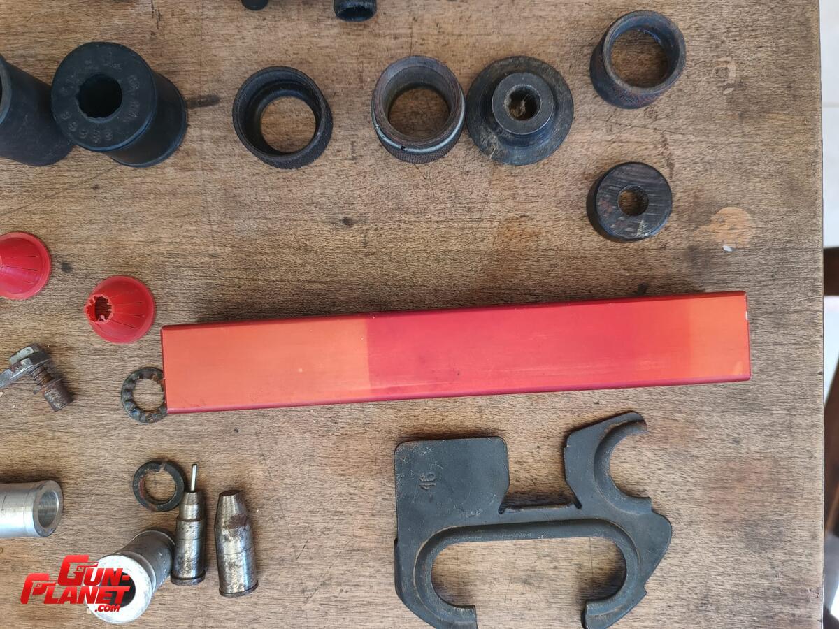  ACCESORIOS Y REPUESTOS VARIOS MAQUINA MEC (ESCOPETA)