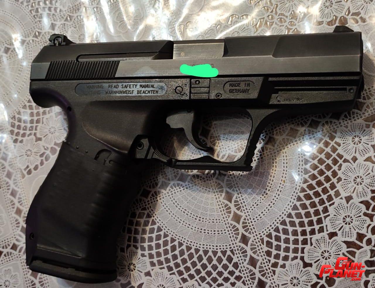 Walther P99 