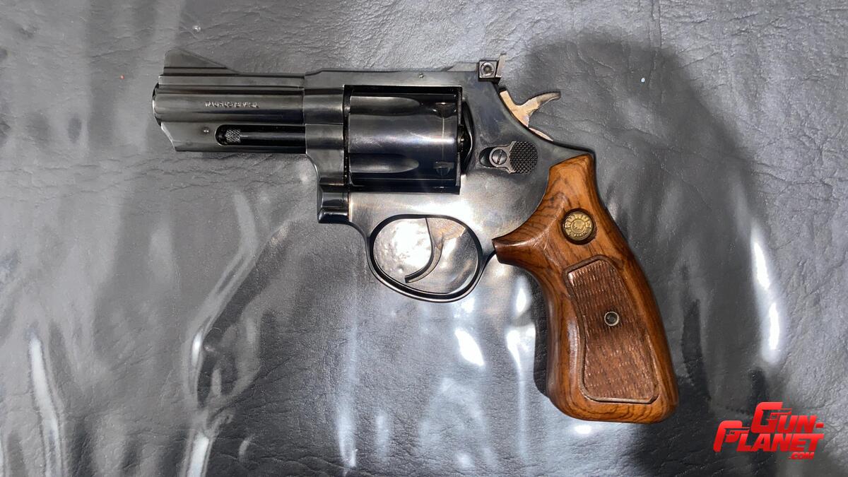 Taurus 441 cal 44 Special