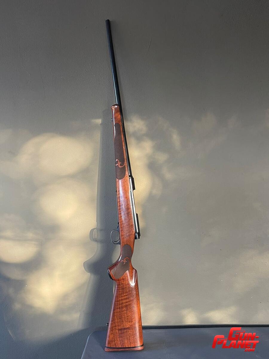 Winchester Modelo Classic featherweight cal 270
