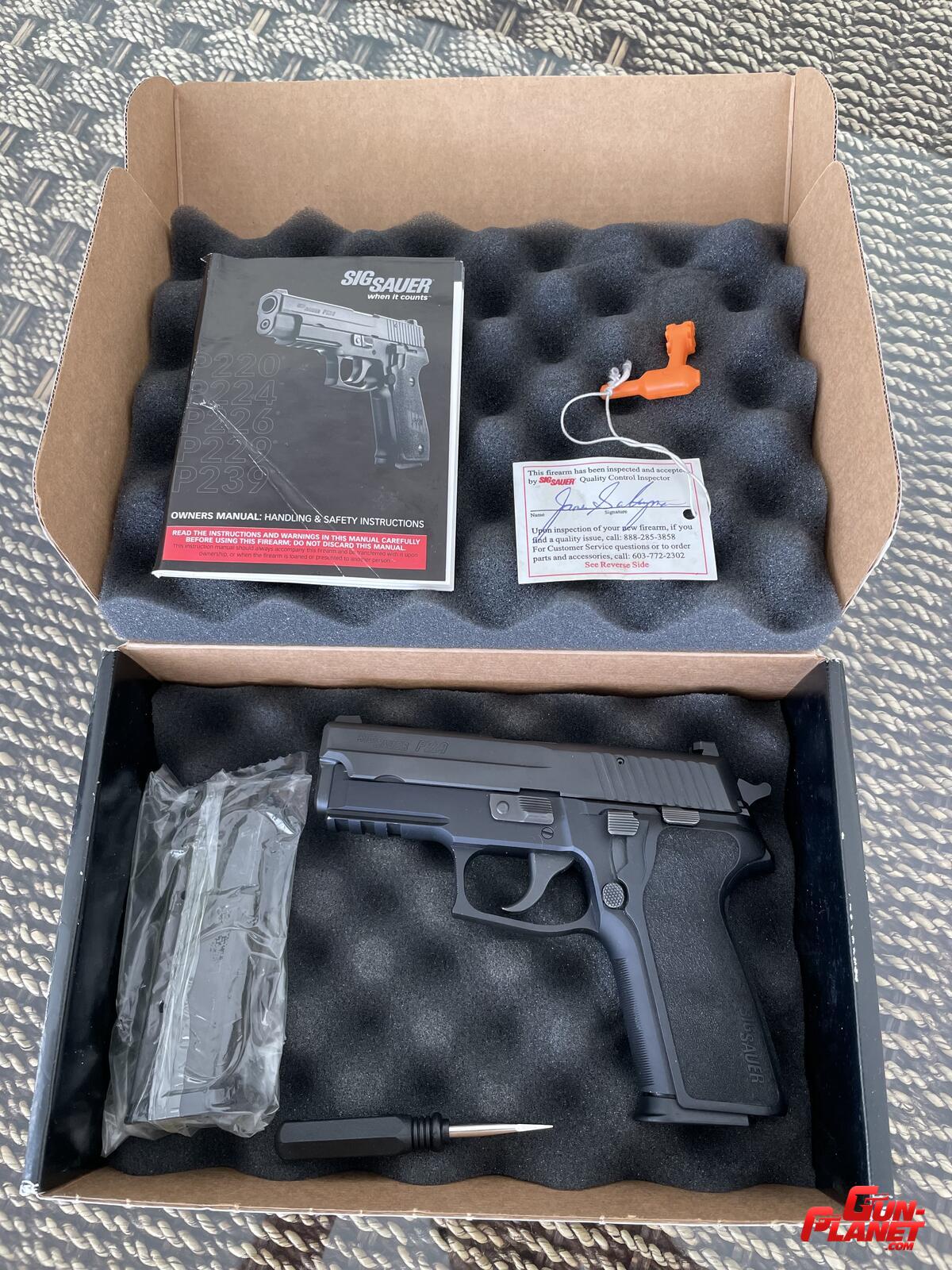 Sig Sauer P229