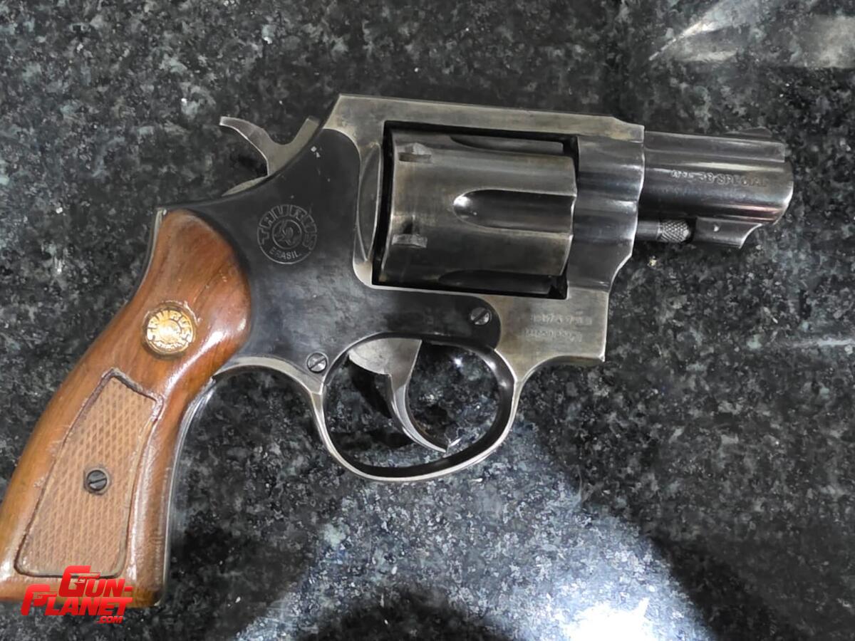 Taurus Modelo 82 38 Special 