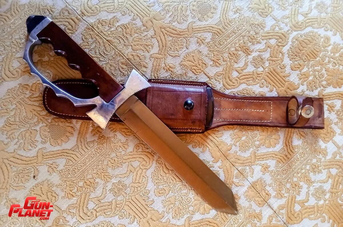 FM Cuchillo Paracaidista