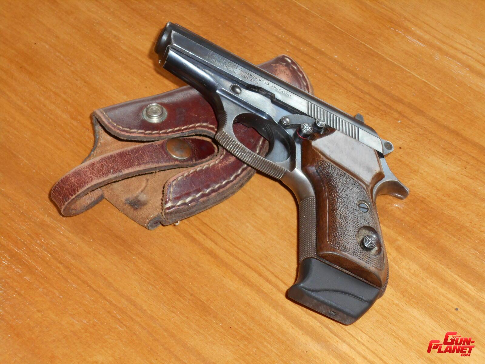 Bersa 383 cal 380 ACP