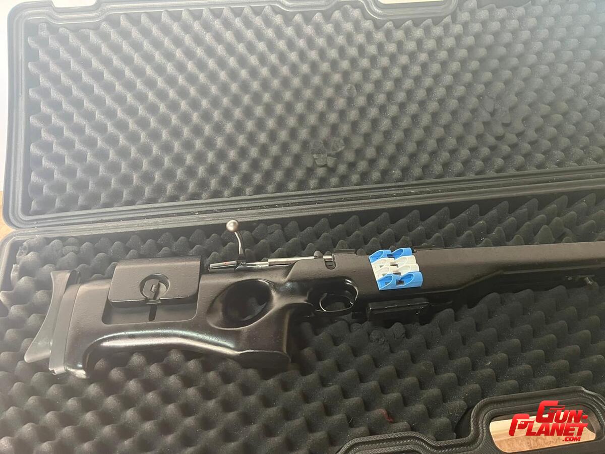 CZ 750