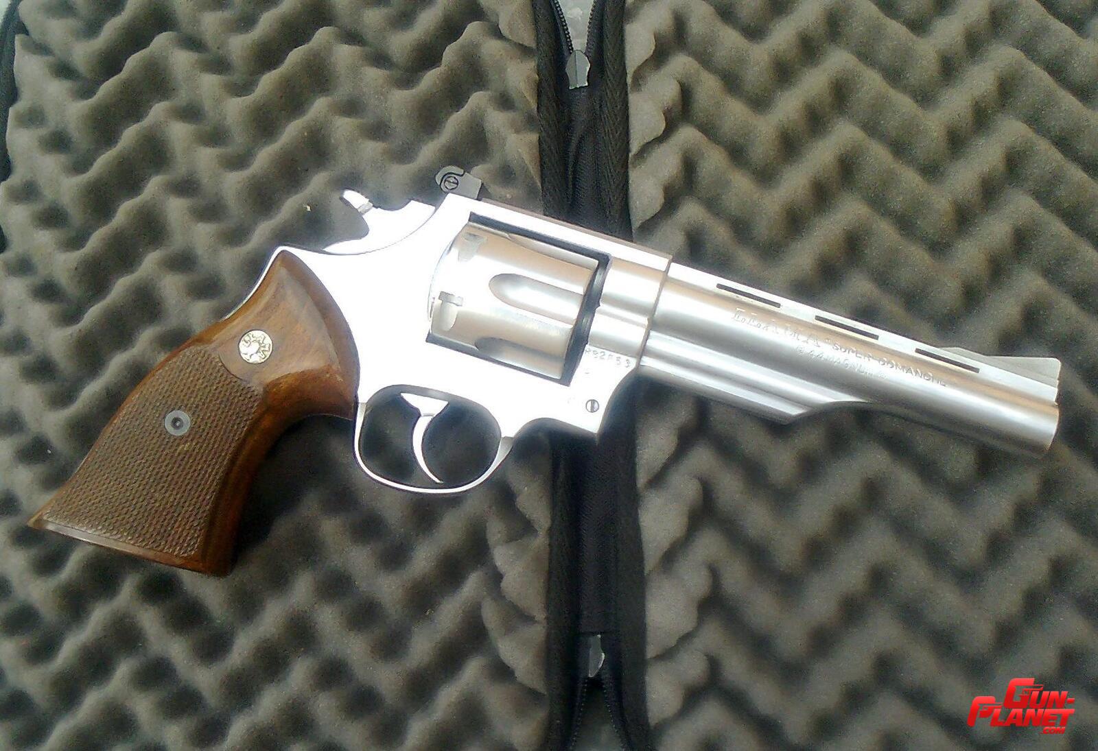 Llama Super Comanche cal 44 magnum