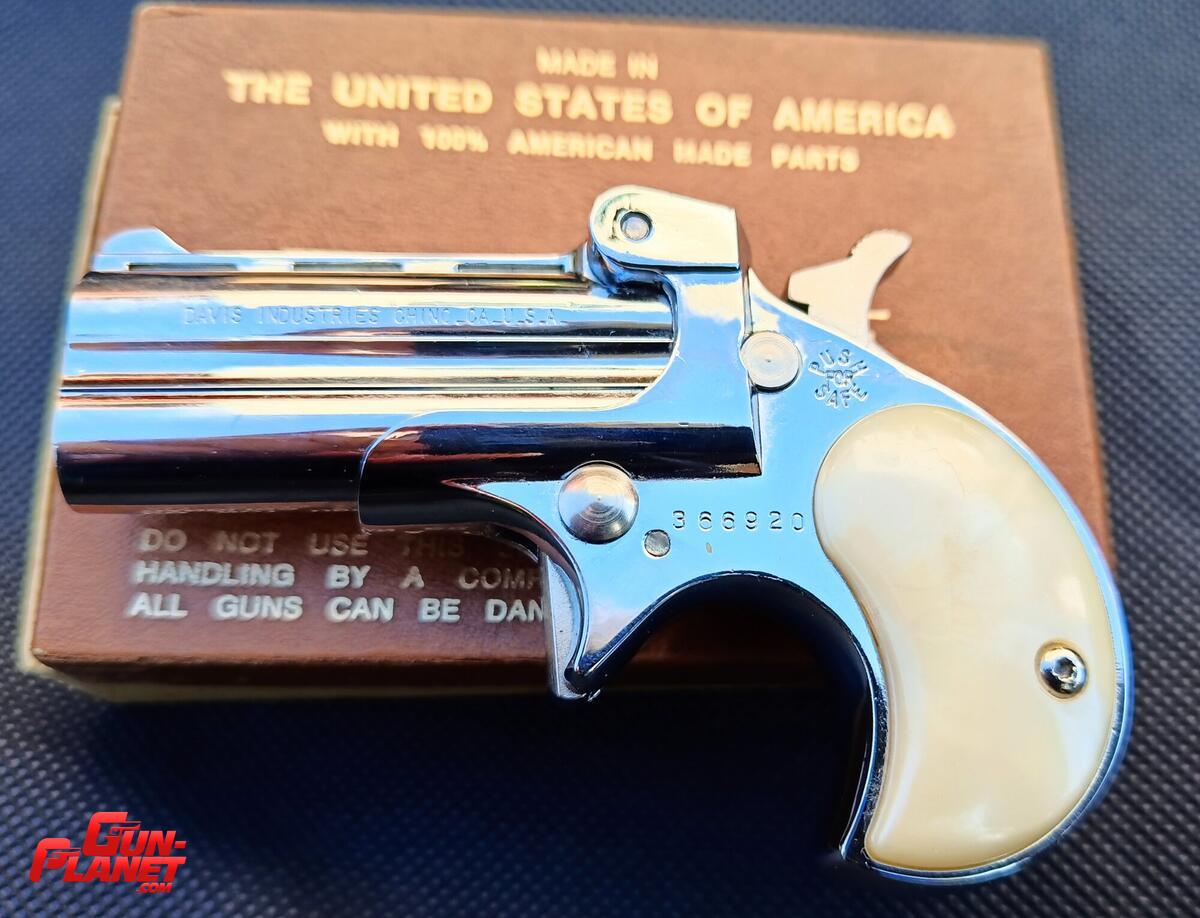  DERRINGER DAVIS cal 22 LR