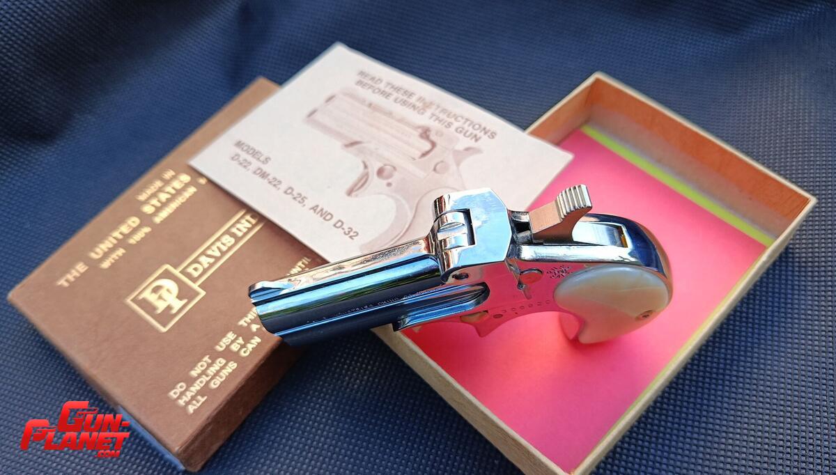  DERRINGER DAVIS cal 22 LR