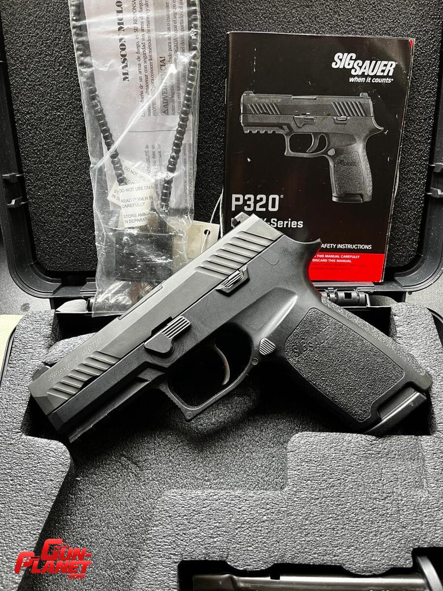 Sig Sauer P320 carry 