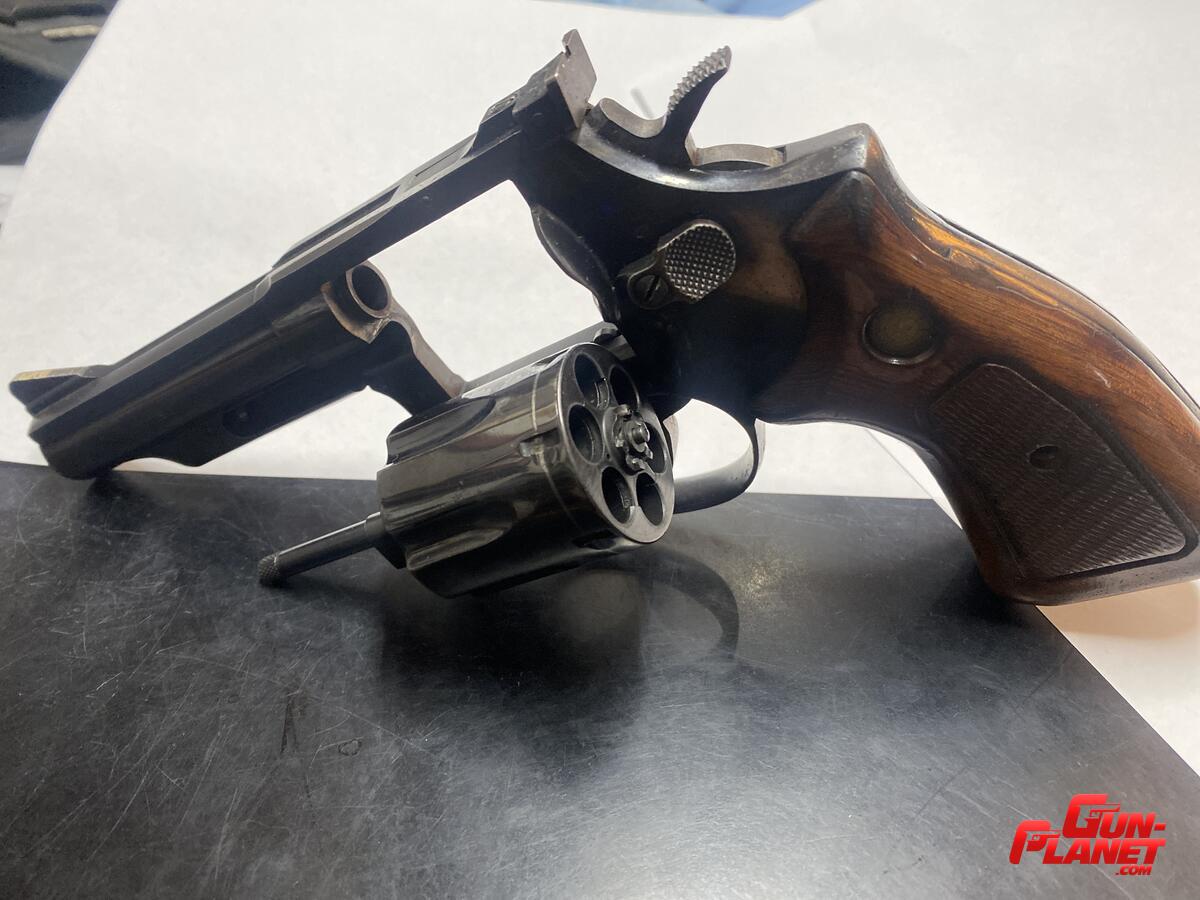 Taurus 83 