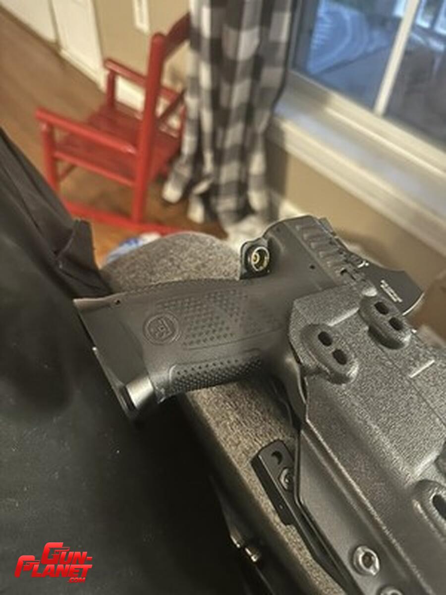  Magwell (embudo) de Aleación de Aluminio CNC para CZ-P10c 9mm