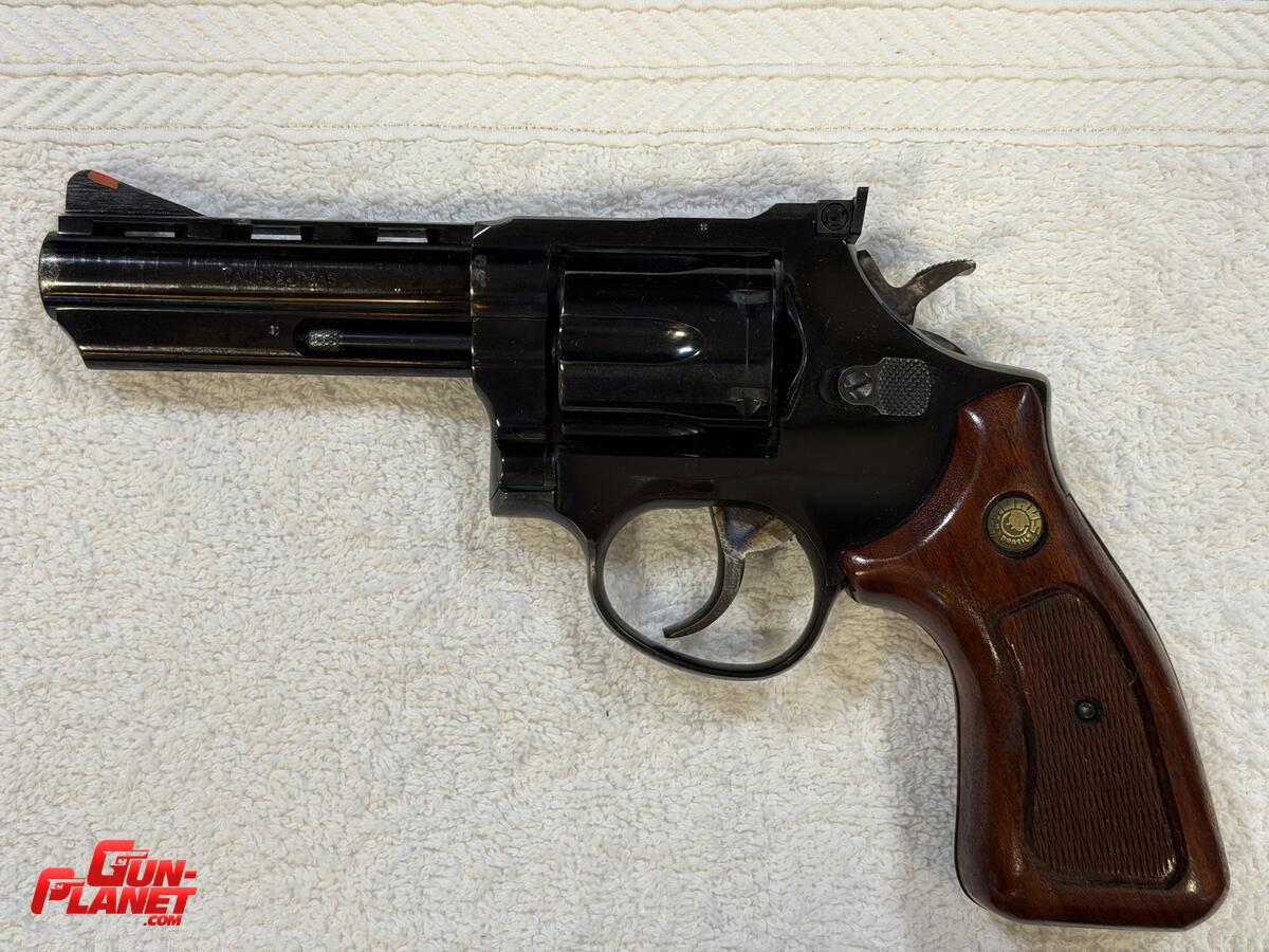Taurus 889 cal 38 spl