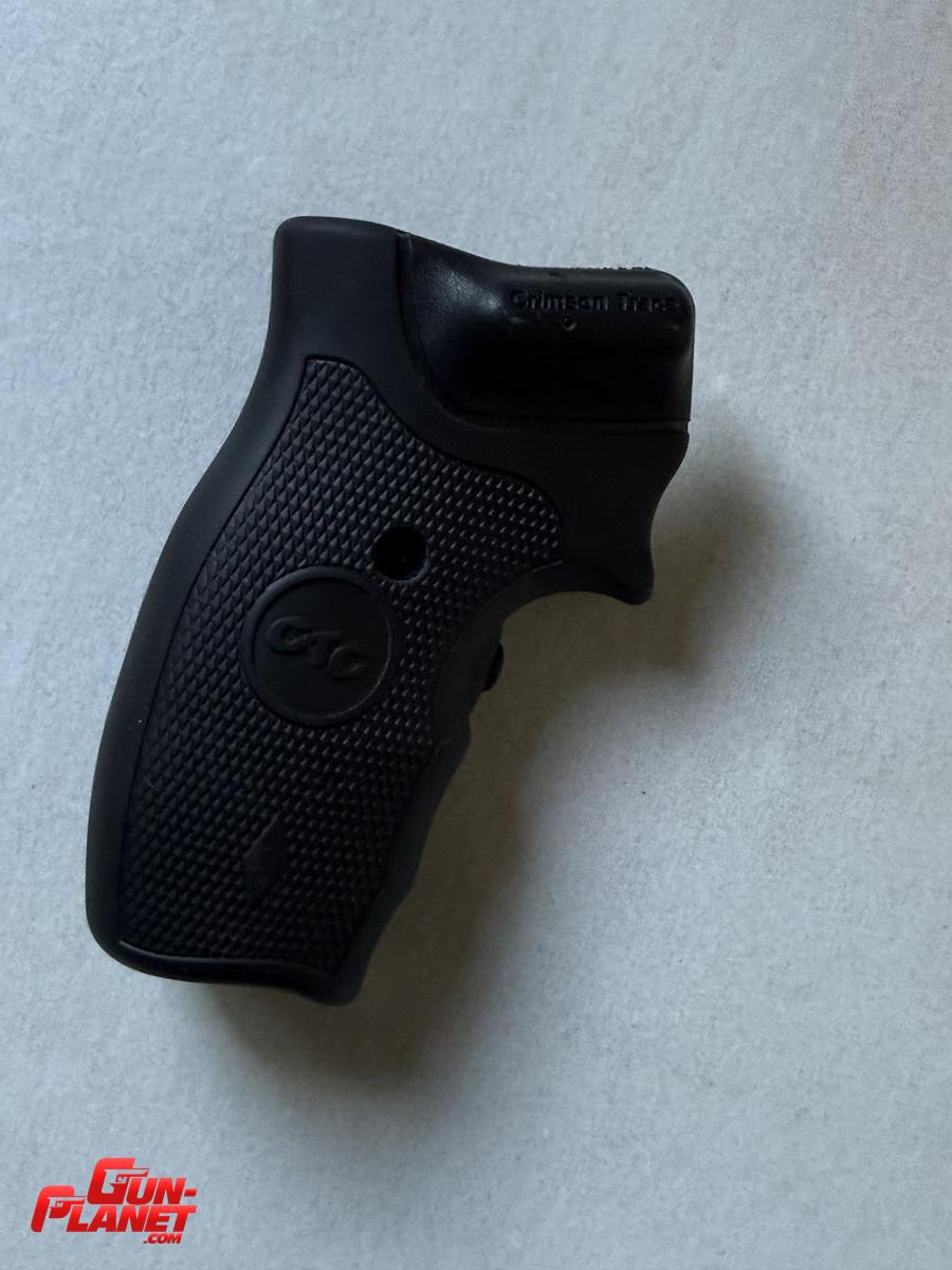  Crimson Trace Grip para S&W armazón J round butt c/laser verde
