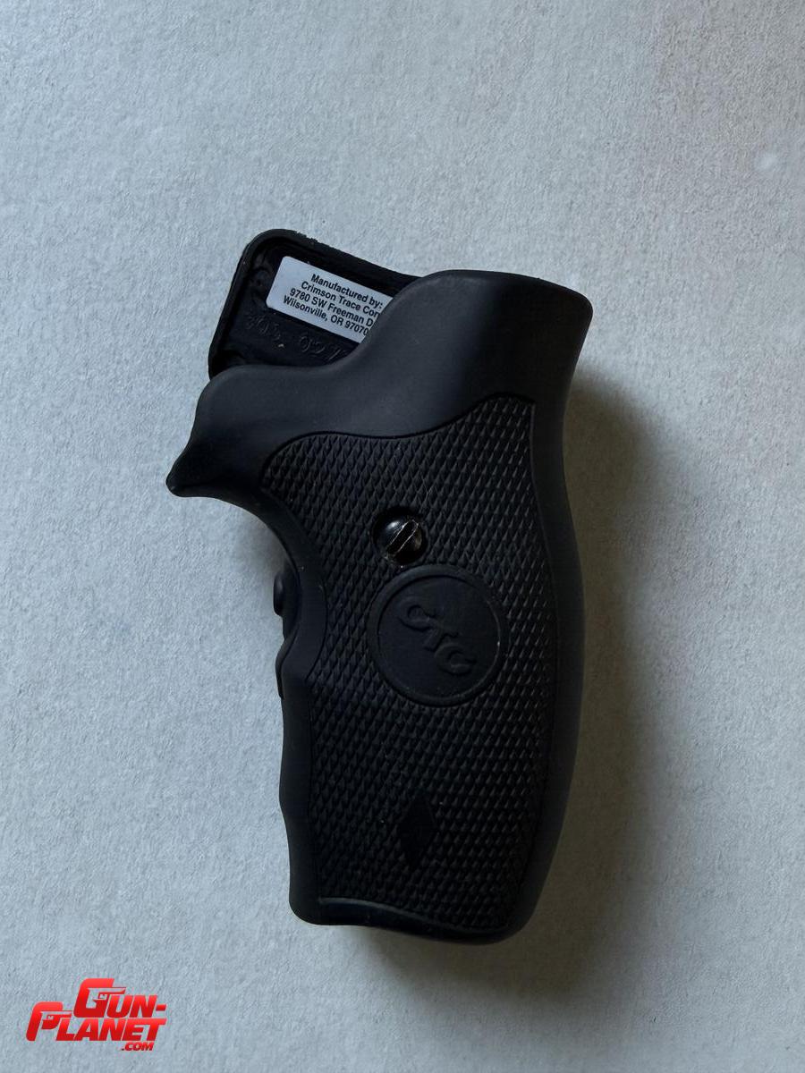  Crimson Trace Grip para S&W armazón J round butt c/laser verde