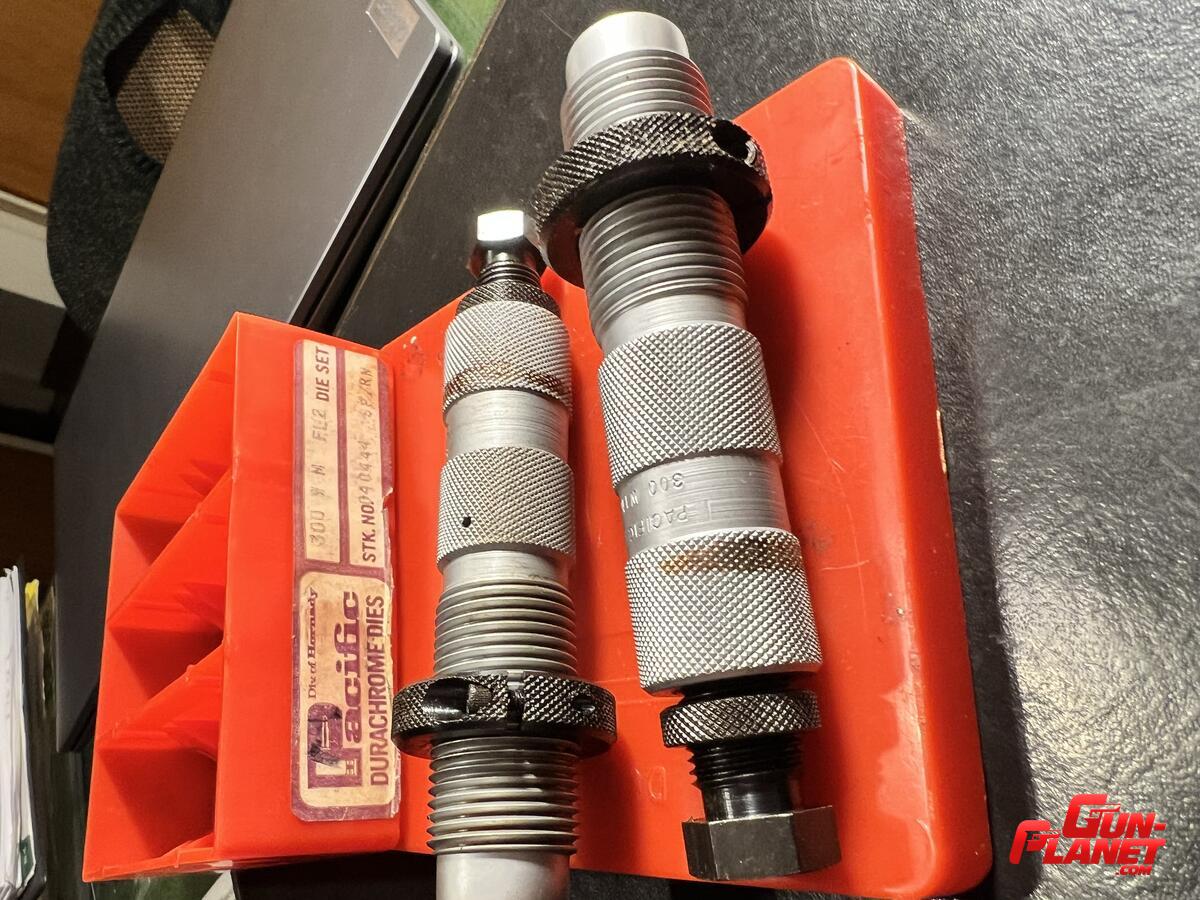 Hornady Pacific dies cal 300 WIn mag 