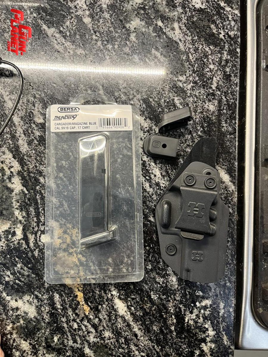 Bersa TPR9 cargador italiano, funda y accesorios. Envío sin cargo