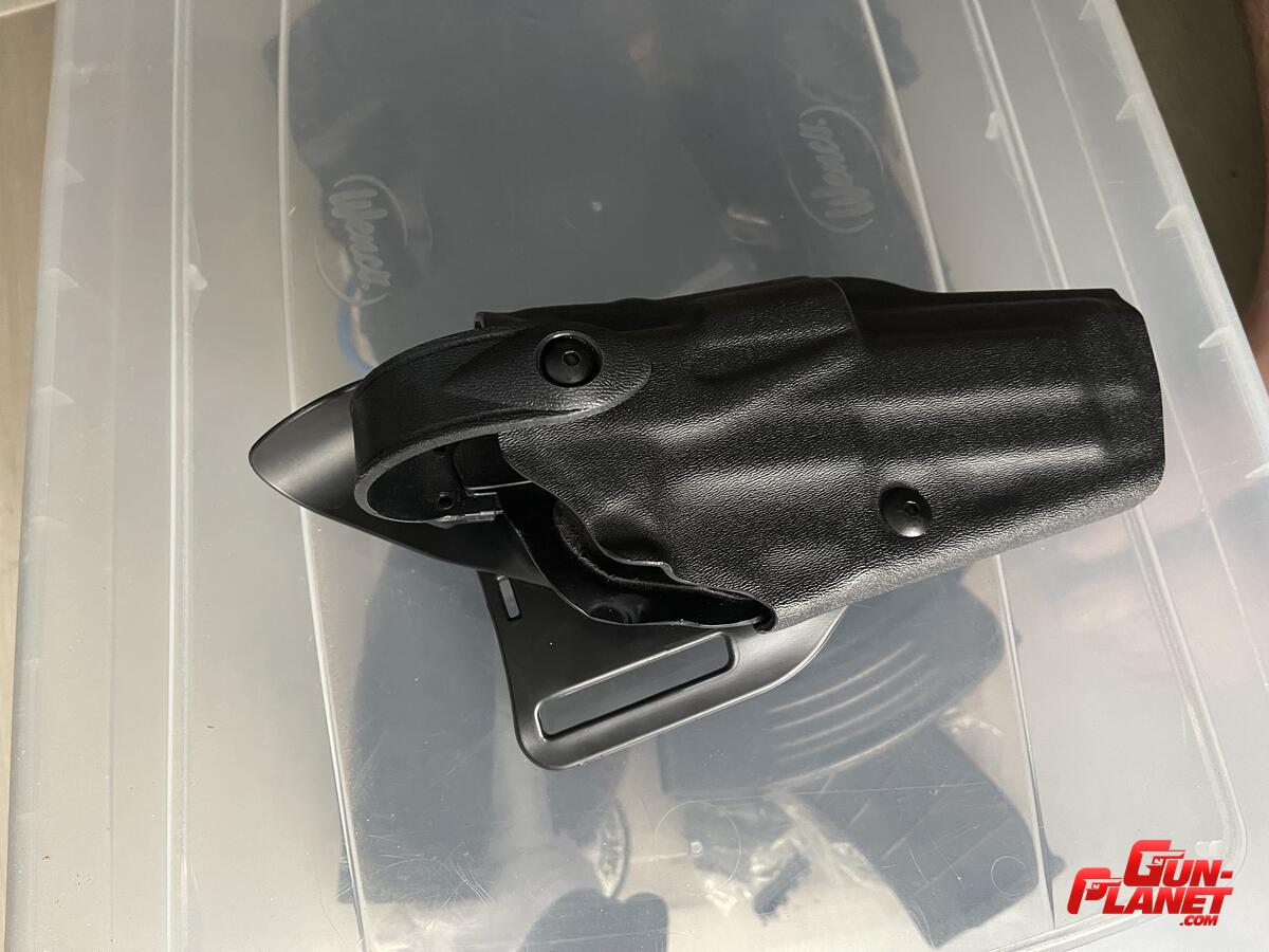 Safariland Holster Beretta 92FS con retención Safariland