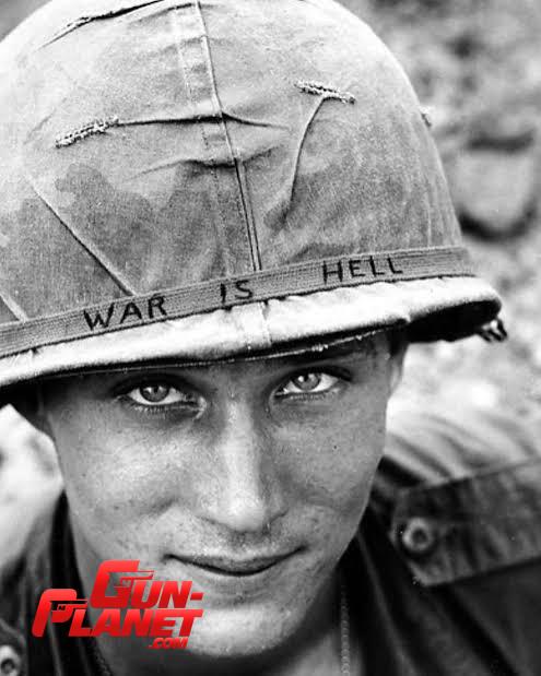  CASCO M1  ORIGINAL USA ,EPOCA VIETNAM ,FUNDA CAMO  MITCHELL,BANDA ELASTICA ORIGINAL ,1967