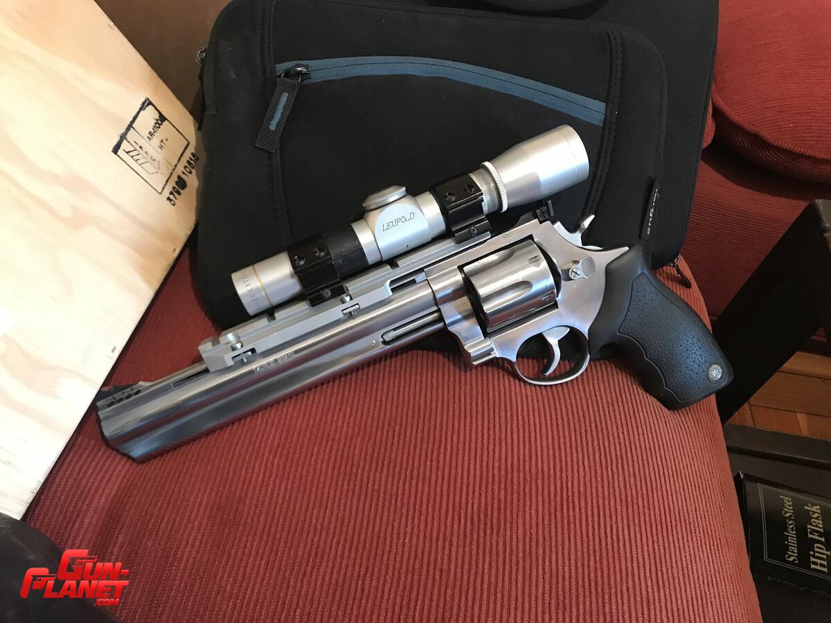 Taurus 44 magnum 6 7/8